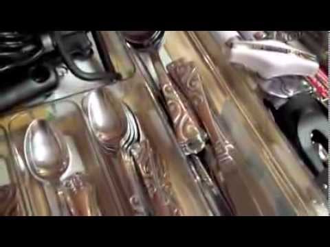 how to organize kitchen utensil drawer