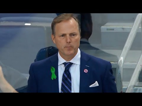 Video: Jon Cooper pulling Andrei Vasilevskiy on power play backfires