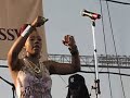 Sy Smith singing \"Drop That\" 7.8.07
