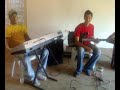 MeTiN-gitar-ile-CeNi