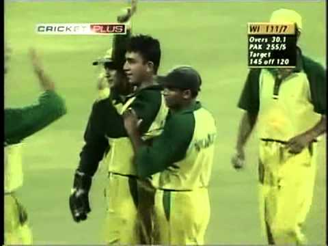 azhar mahmood -