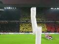 PSV publiek eert Timmy Simons