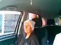 Vovó Geralda dançando no carro Vovó Geralda dançando no carro
