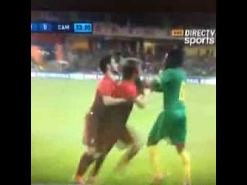 Alex Song Vs Fábio Coentrão ~ Portugal vs Cameroon ~ FIGHT Friendly Match 2014