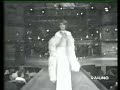 mina canta bruno canfora. 1968
signature song for her comeback to the  tv shows in the sixties.