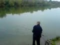 this is a video of me palyin a luvly fish, exept i get it caught in my other lnes, but i do get it out eventually.