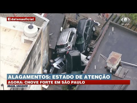 ENCHENTE: CARROS FICAM EMPILHADOS EM SP | BRASIL URGENTE