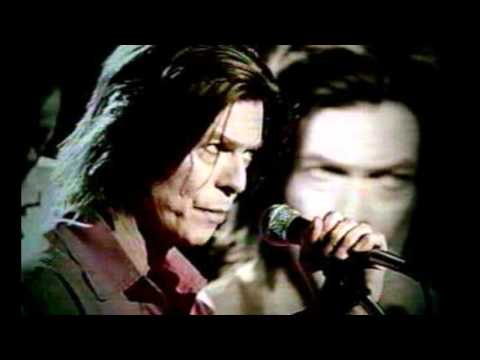 Video de The Pretty Things Are Going to Hell (Stigmata Film version) de David Bowie