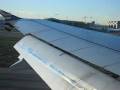 Parallel Landing at LAX w/ A Quantas Jet