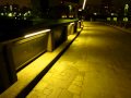 28億3000万円の歩行者専用の桜橋から見た夜景