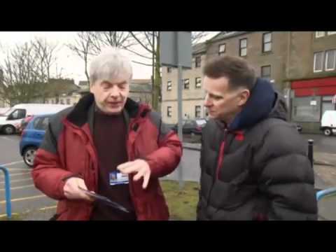 dundee - Songwriter and Deacon Blue vocalist Ricky Ross returns to his home town of Dundee to investigate its history and hidden landscapes.