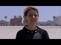 Samantha Brown surfing in EXCEED wetsuits Samantha Brown surfing in EXCEED wetsuits