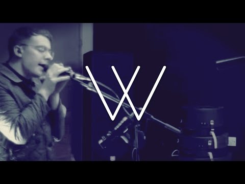 [405 Exclusive] Man Without Country - 'Closet Addicts Anonymous' (Coldroom Session)