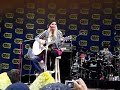 Avril Lavigne free performance for Best Buy 3