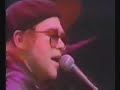 Elton John - Heard it through the grapevine - Wembley 77 Elton John - Heard it through the grapevine - Wembley 77