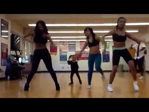 Beyonce dance. 2 year old kills choreography !.mp4