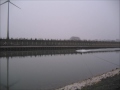Surfen bei Schnee und Eis auf Dortmund-Ems-Kanal (Wakeboard, Wakeboarding)