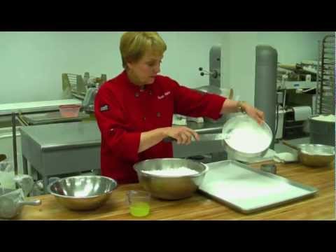 how to make royal icing