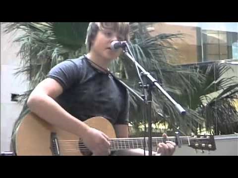 Kurt Drachenberg singing Great White North at WEM Sept 2, 2010