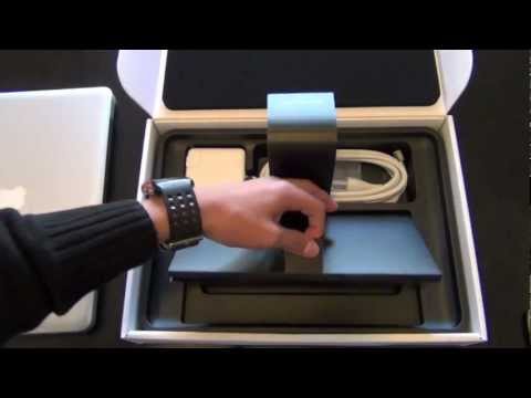 Macbook pro Unboxing - Follow Me On Twitter: http://twitter.com/TechShowsYou Like Me On Facebook: http://www.facebook.com/TechShowsYou Check Out The Blog: http://techshowsyou.blogs...