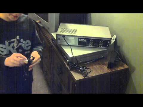 how to hook up a cd player to a tv