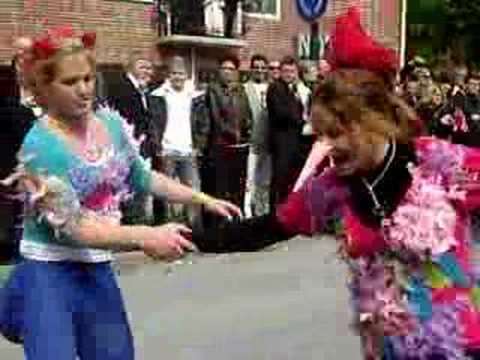 Russetog 08, 3