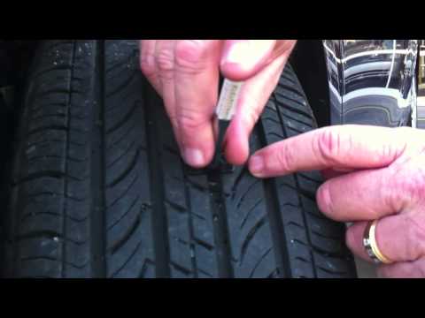 how to gauge tire tread