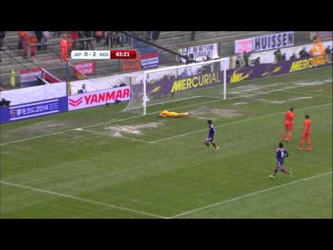 Netherlands - Een samenvatting van de in 2-2 geëindigde oefenwedstrijd van het Nederlands elftal tegen Japan, gespeeld op 16 november 2013 in de Crystal Arena in Genk. Sup...