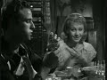 Escena famosa de Un trambía llamdo deseo de Elia Kazan con Vivian Leigh y Marlon Brando en español