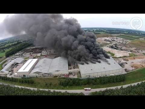 Grote brand in Wilp bij afvalverwerker VAR