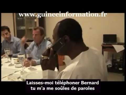 Autour d'un dîner accompagné de vin rouge, le professeur Alpha Condé et Bernard Kouchner 