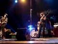 Quique González & La Aristocracia Del Barrio- Vidas Cruzadas