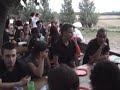 Manger au camp