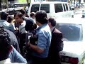 Ugalde huye de manifestantes en Guadalajara