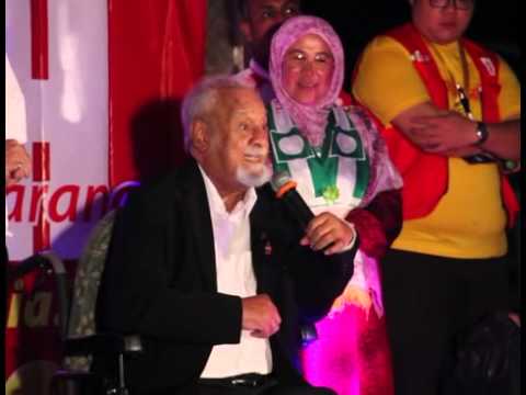 Mahmud - Karpal Singh speech, 26th April 2013 Taman Wawasan Puchong. Video by Arvind Raj.