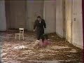 Une création de Pina Bausch datant du 8 janvier 1977. Adaptation de l'opéra de Béla Bartók : Barbe Bleue.Avec BEATRICE LIBONATI, JAN MINARIK, JAKOB ANDERSEN, ANNE MARIE BENATI, BENEDICTE BILLIET, MARION CITO, DOMINIQUE DUSZYNSKI, JOSEPHINE ANN ENDICOTT, LUTZ FORSTER, MECHTIHILD GROSSMANN, KYOMI ICHIDA, URS KAUFMANN, ED KORTLANDT, ELENA MAJNONI, ANNE MARTIN, YOLANDA MEIER, DOMINIQUE MERCY, NAZARETH PANADERO, HELENA PIKON, HANS POP, ARTHUR ROSENFELD, MINIKA SAGON, JEAN-LAURENT SASPORTES, JANUSZ SUBICZ, FRANCIS VIET.