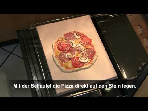 Pizzastein im Backofen