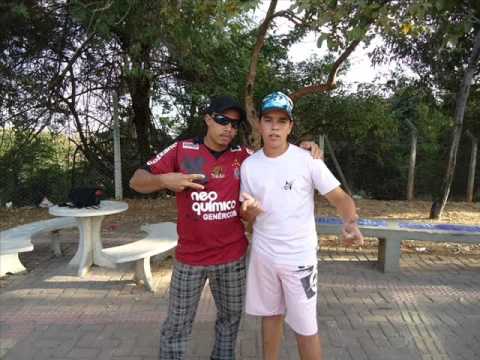 McClayton - confirao os as balas do funk mineiro musicas: ''irmao'' ''mãe'' e agora ''o nosso som'' baixa aki: http://www.4shared.com/mp3/vQthHcLp/Mc_Clayton_-_o_nosso_s...