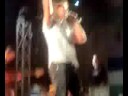 grigna canta ciao e arrivederci e noi cantiamo urlandooo