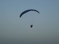 Volant amb paramotor