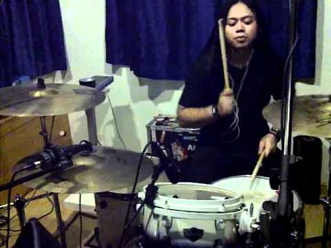 StudioMusikTek.com record Okky Maleh, drummer Andra & The Backbone (vid 2 of 4)