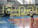 Meu irmão (marcos) e sua paradinha
