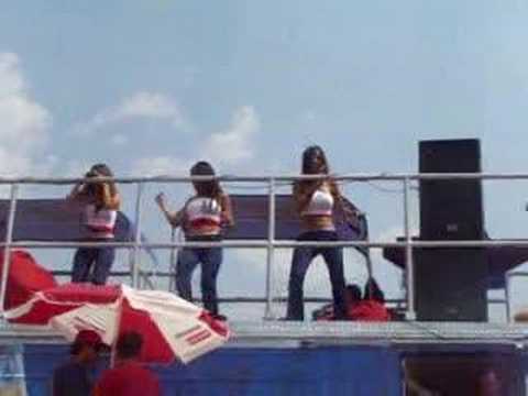 chicas polar