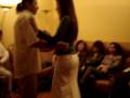 lauris en casa bailando