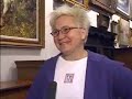 from ketc, living st. louis producer patrick murphy takes an inside look at ivey-selkirk auctioneers?an auction house in clayton that has been in business since 1830. find out about the auction process including how to register, placing a bid and even the different types of items one can find at an auction.