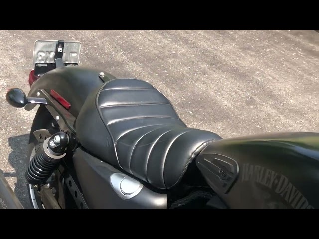2016 Harley Davidson Sportster Iron 883 in Sport Bikes in Oakville / Halton Region