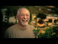 Video sobre dicas de jardinagem, desenvolvido para o blog Jardim das Ideias da STIHL, com colaboração de Raul Cânovas. FICHA TÉCNICA: Apresentação: Raul Cânovas Idealização: W3Haus Realização: Maloca Estúdio Apoio: Floricultura Winge