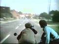 Am laufenden Band - Oma faehrt Motorrad
