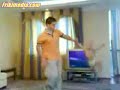 El bebe acrobata y el cafre de su padre