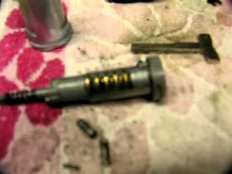 how to remove ignition barrel vt commodore